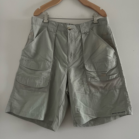 SOLD DO NOT BUY Men’s Columbia Cargo Shorts Bundle Khaki 36W 10L Dark Gray L 12L - Picture 3 of 9